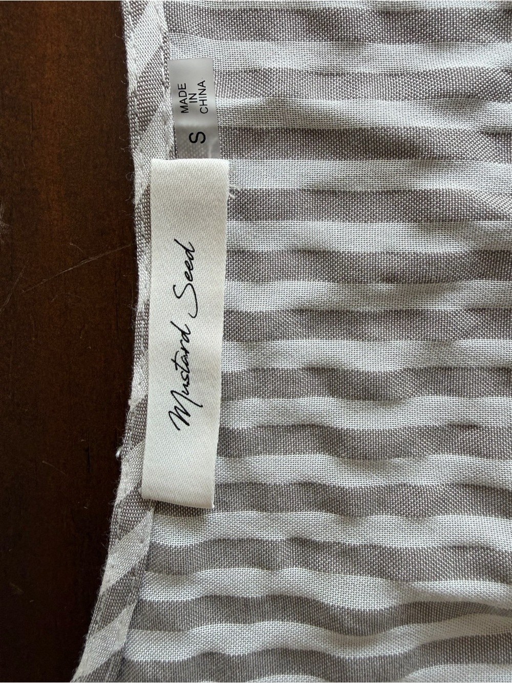 Mustard Seed Peasant Gray & White Striped Rayon V-Neck Blouse Balloon Sleeves S - Picture 7 of 8
